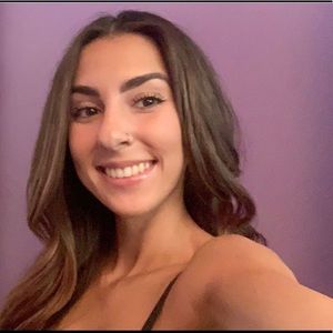 Meet your Posher, Sabrina